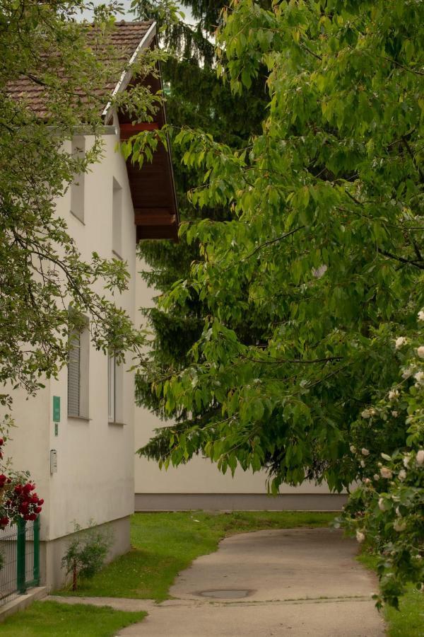 Apartment Dil Kulen Vakuf Bagian luar foto