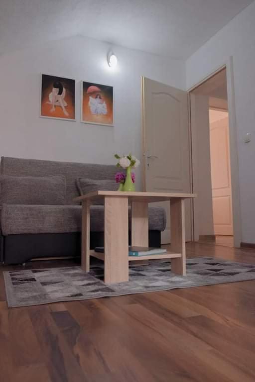 Apartment Dil Kulen Vakuf Bagian luar foto
